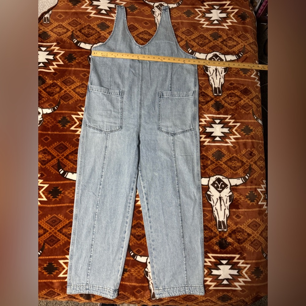 LIKE NEW! Size 14 Maurices Scoop Neck Denim Overalls
color: light sandblast - Picture 5 of 10